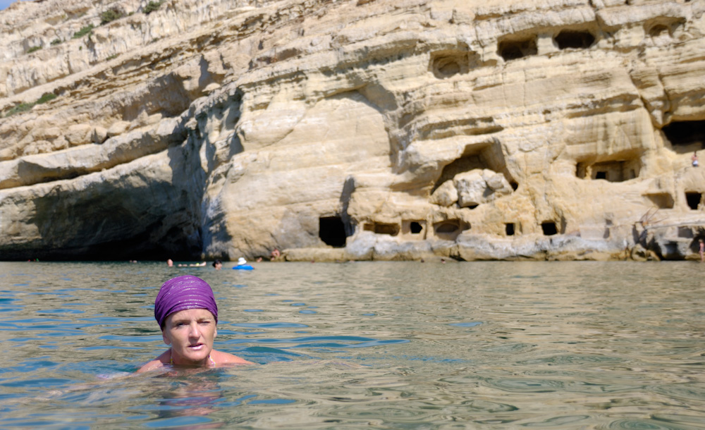 Weiter  nach Matala - 27 Grad im Wasser, da war auch Daniela nicht mehr zu halten.