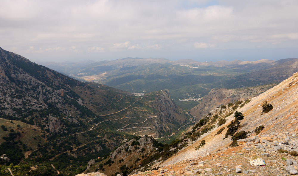 Blick auf die Ortschaft Avdou in der Näher der Lasithi-Hochebene