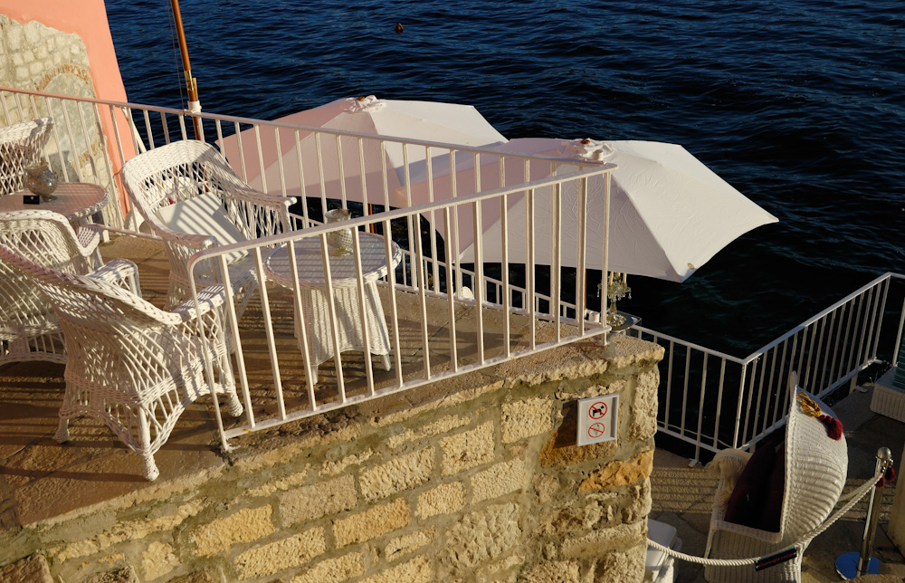 Rovinj, rund um die Altstadt-Halbinsel haben sich viele In-Lokale, Bars & Restaurants angesiedelt, z.B. das Valentino.