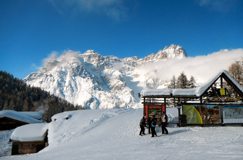 ...im Schigebiet Rotwand, Bergstation der Gondelbahn...